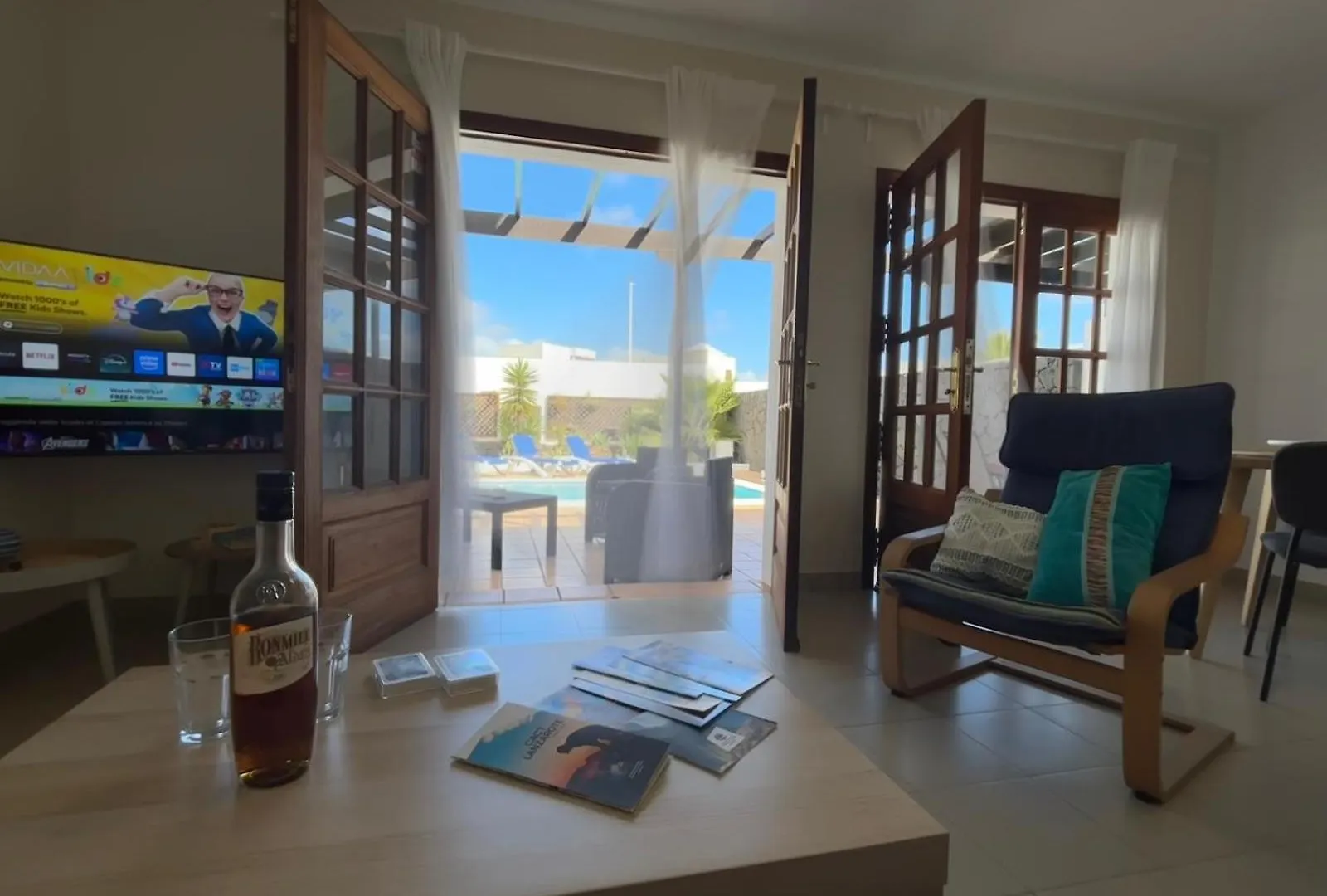 Villa Adel 56, Private Heated Pool, Parking Playa Blanca
