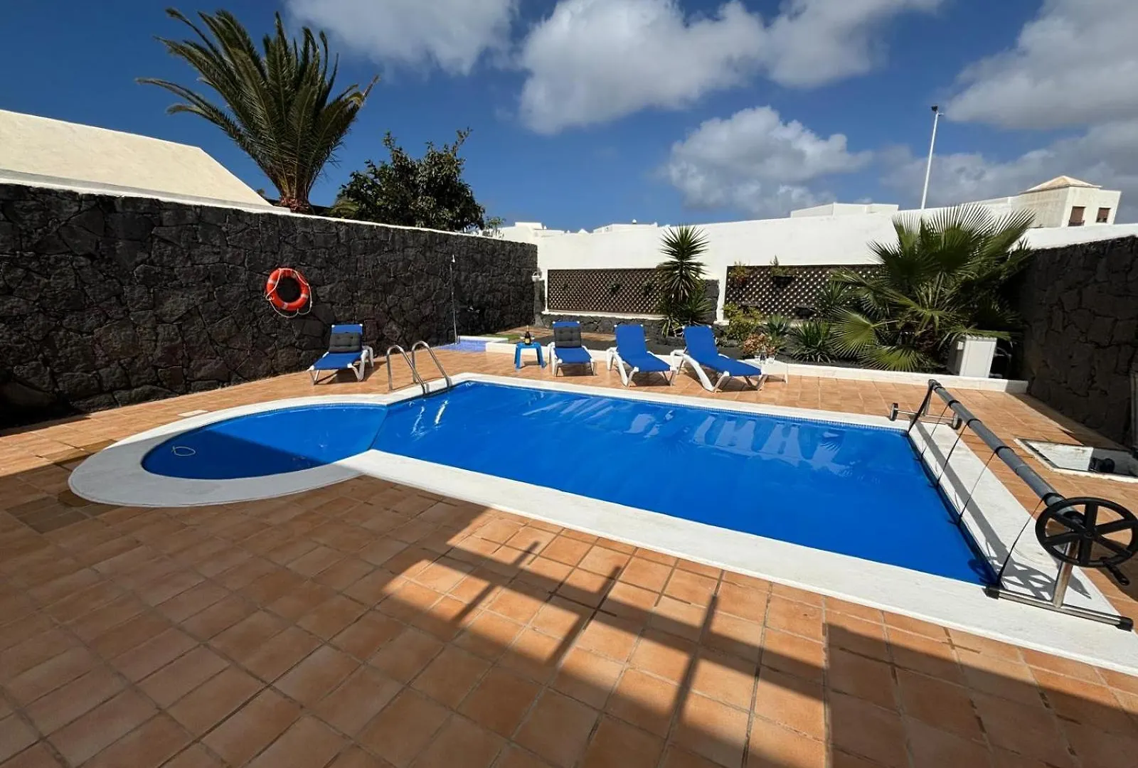Villa Adel 56, Private Heated Pool, Parking Playa Blanca  0*, Playa Blanca (Lanzarote)